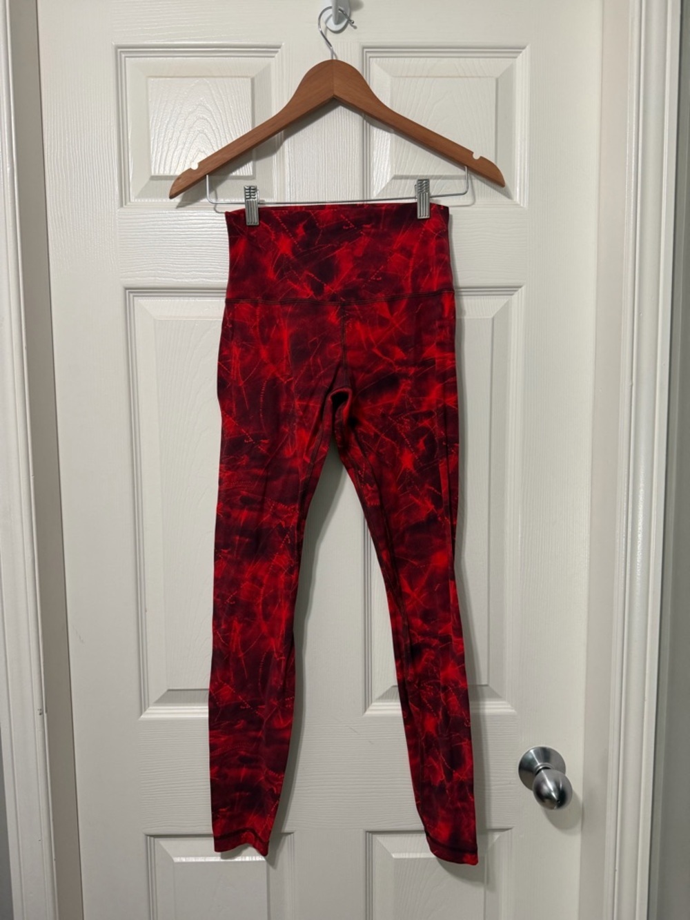 Lululemon athletica team canada align high rise tight pant leggings size 6 euc